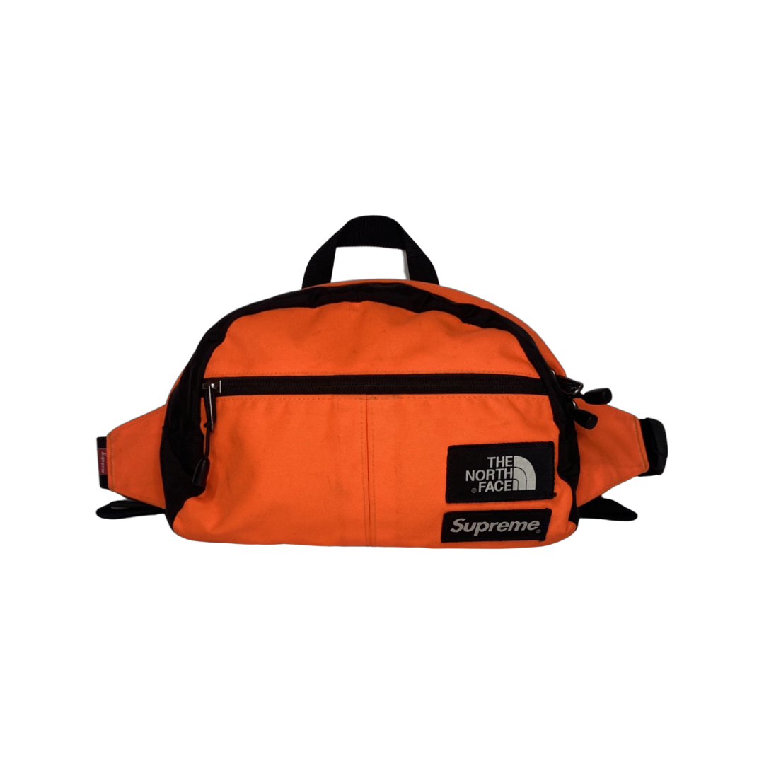 FW16 Supreme x TNF 'Roo II' Lumbar Pack (2016) — The Pop-Up📍
